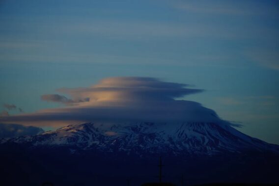 lenticular cloud over mount shas 1712722197390413661216