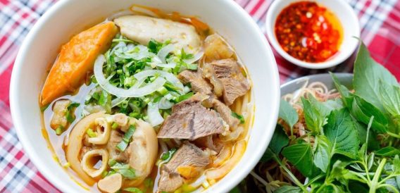 Bún Bò Huế 39 Hành Trình Khám Phá Hương Vị Truyền Thống Đậm Đà Tại Sài Gòn 1 Bún Bò Huế 39 Hành Trình Khám Phá Hương Vị Truyền Thống Đậm Đà Tại Sài Gòn